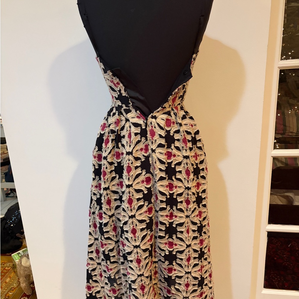 Floral Embroidered Dress - Picture 4 of 4